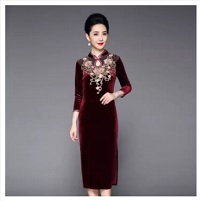 Váy Cho Mẹ Đầm Nhung Vàng Đầm Nữ Trung Niên Quý Phái Sườn Xám Váy Nữ Phong Cách Phương Tây Xuân Thu Rộng Mới 2020